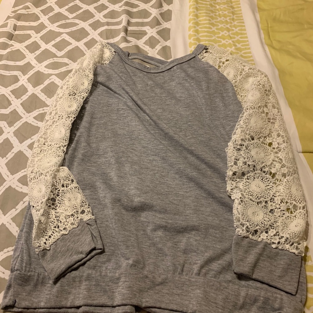 Long sleeved tee